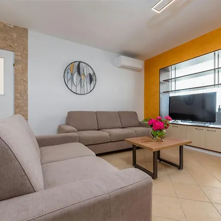 Pezer Zadarvillas Kula Atlagica