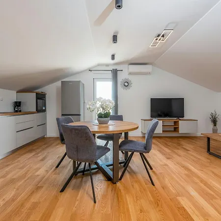 Pezer Zadarvillas Villa Kula Atlagica