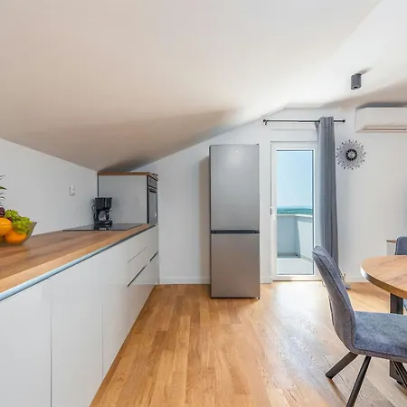 Pezer Zadarvillas *