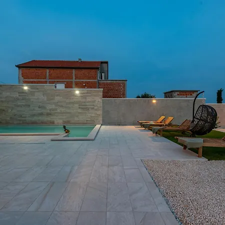 Pezer Zadarvillas Villa