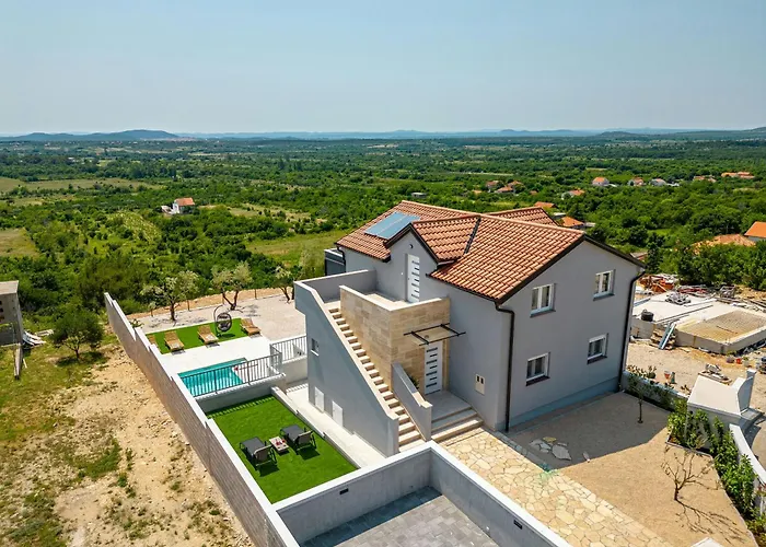 Pezer Zadarvillas * Kula Atlagica