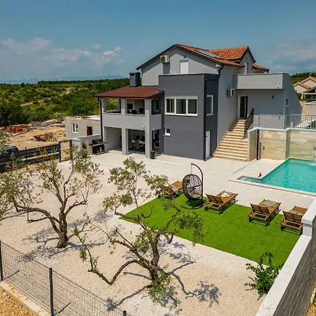 Villa Pezer Zadarvillas *